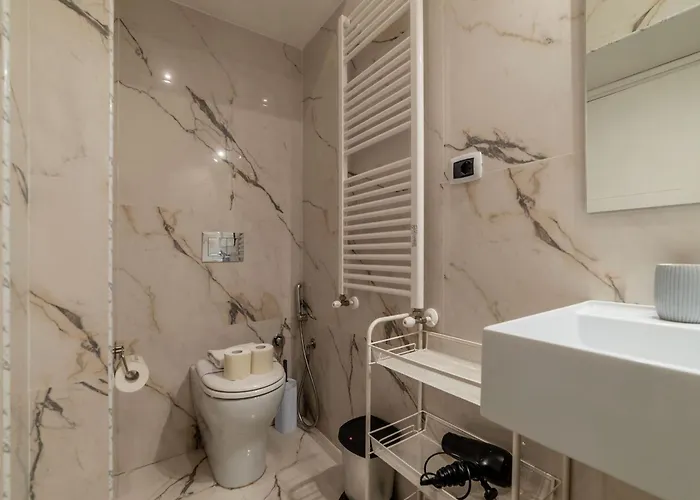 Guesthost - Sallustiano Apartment