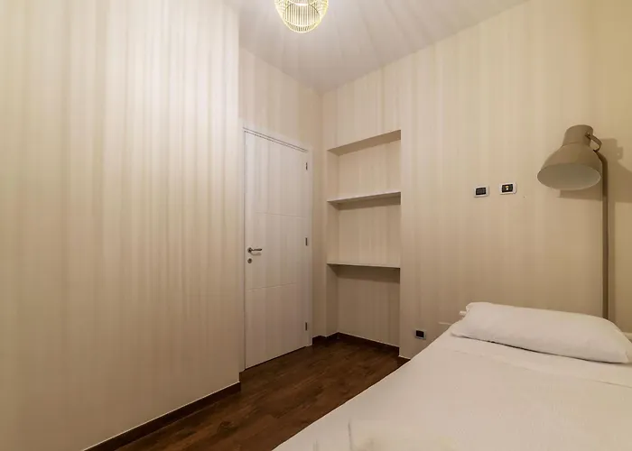 Guesthost - Sallustiano Apartment Rom